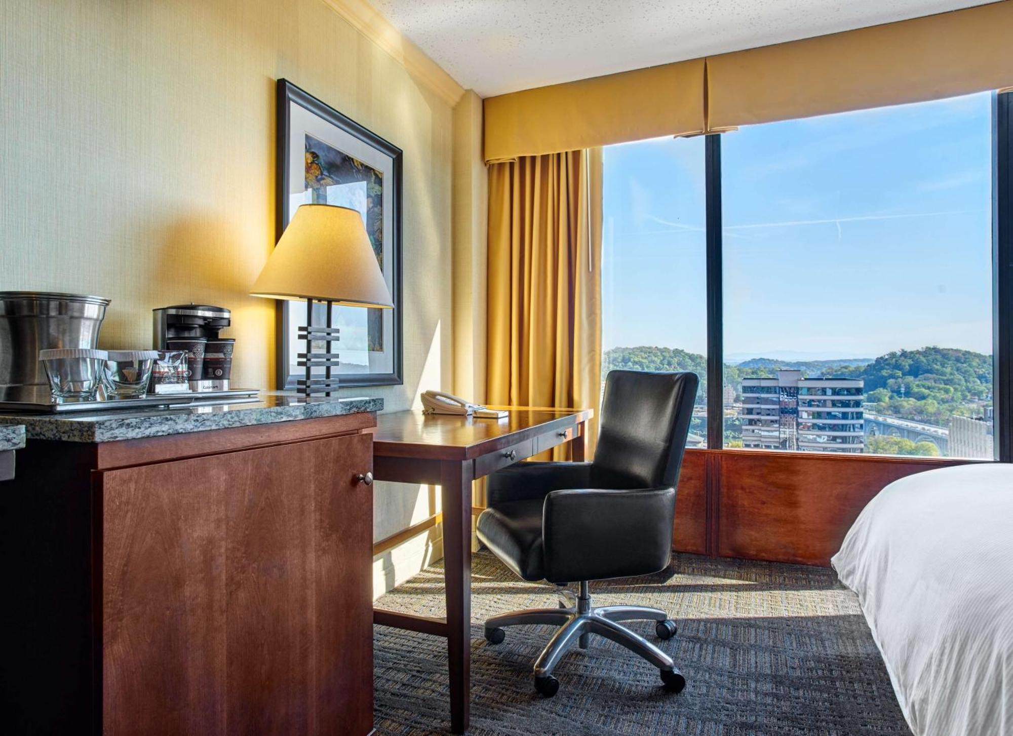 Hilton Knoxville Exterior foto