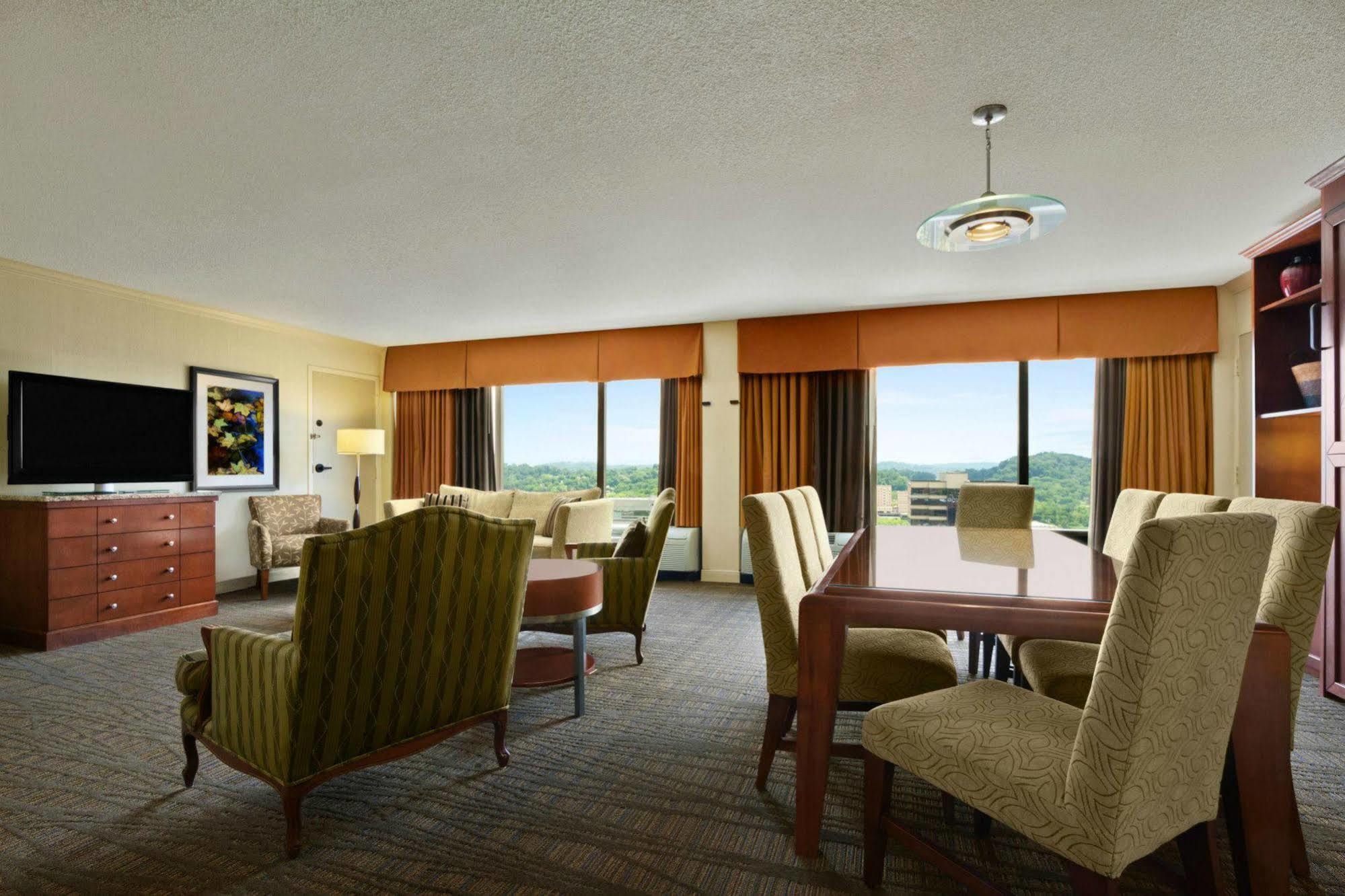 Hilton Knoxville Exterior foto